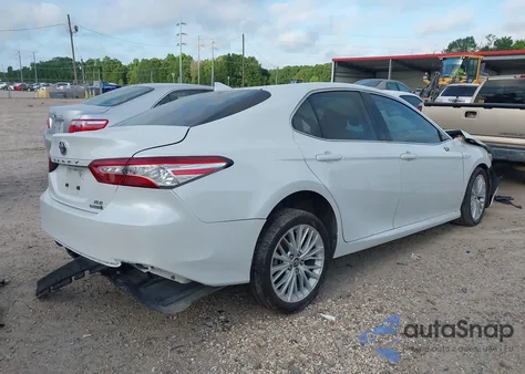 2020 Toyota Camry Xle Hybrid from USA, damaged, VIN 4T1F31AK2LU523486
